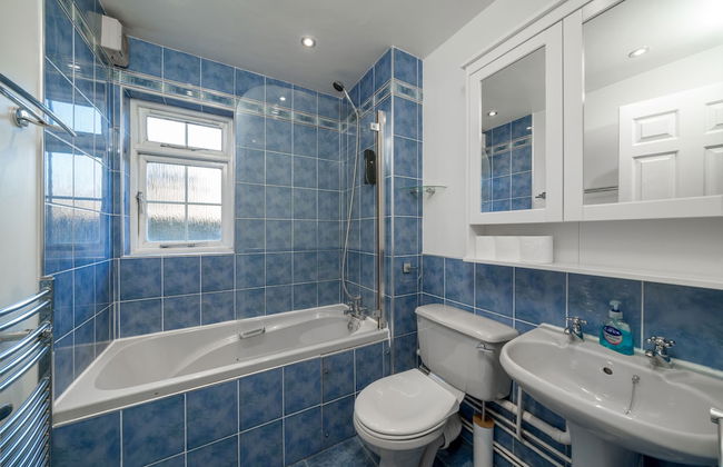 Crawley Pet Friendly 1-Bedroom Apartment - Foto 12