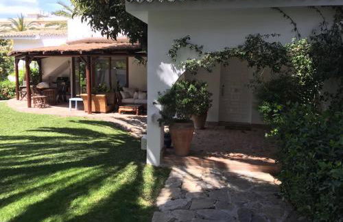 Villa with Heated Pool and Jacuzzi close to Puerto Banus and Beach - Photo 42