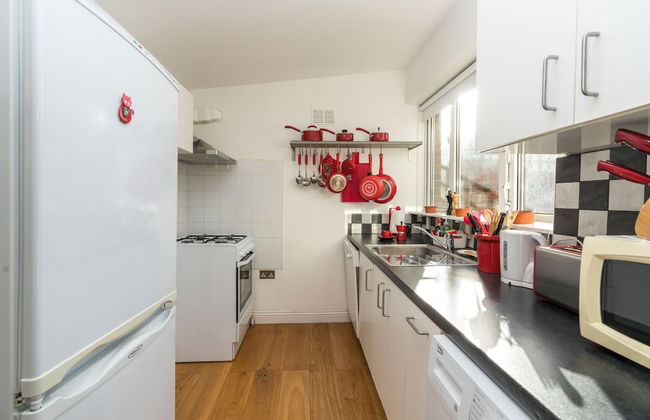 Super 1BD Garden Flat Islington London - Photo 7