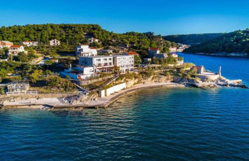 Green House - Photo 40