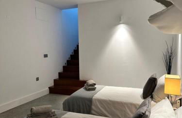 Villa Moderna Exclusiva con Jardín Privado La Villa de Sevilla - Foto 39