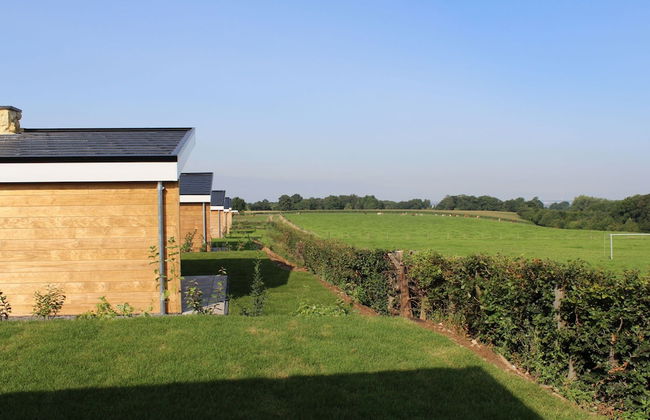 Charming Retreat for Your Escape - Photo 38