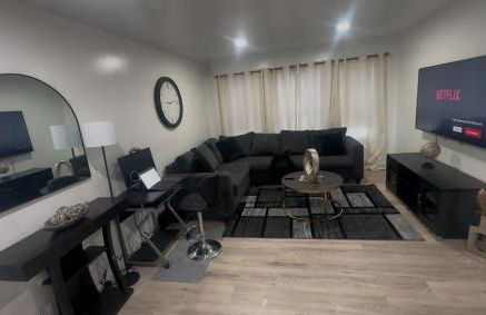 Cozy Home 3BR-2Bath near EWR NYC DreamMall MetLife - Foto 3