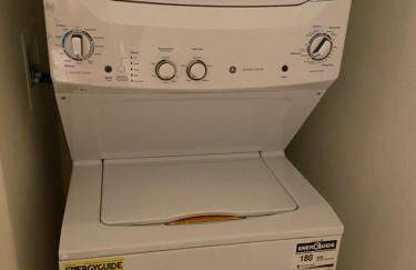 Elegant Retreat with Private Luxurious Gen Suite - Foto 21