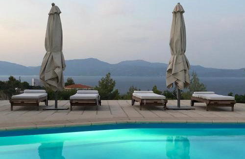 Villa with swimming pool and tennis/basketball court - Foto 50