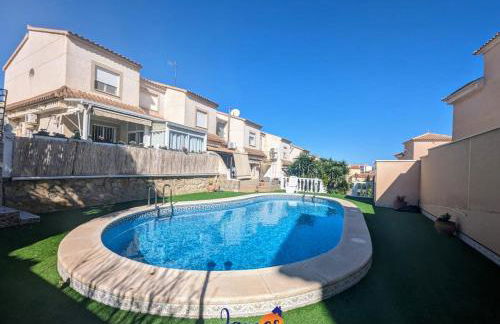 Cheerful 3 Bedroom Townhouse in El Galan EG2 - Foto 26