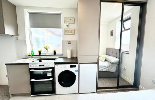 Unique Modern, Private Apartment,15 Mins To Central London - Photo 8