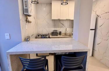 Barra Mares-apto p 4 pessoas em frente ao posto 4 Barra - Foto 8