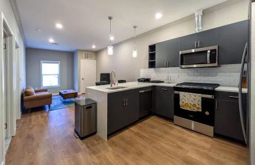 324 Brand New 1 Bedroom 1 Bath 1 Kitchen 1 Liv - Foto 3