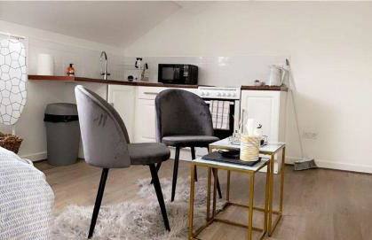 CityNights Studios with Free Parking - Foto 19