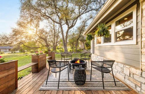 Lux 5BR gem with Heated Pool, SPA, and Outdoor Movie Theater - Foto 33