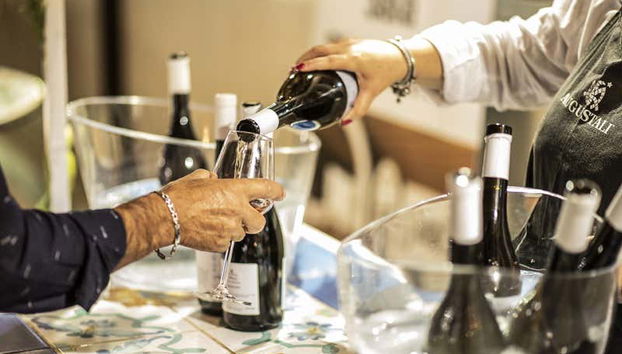 Degustazione di vino