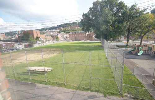 3E *Historic Gem* Heart of Southside-Sleeps 10 - Foto 5