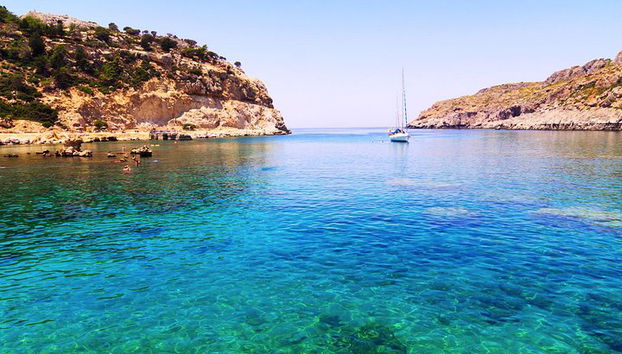 Viaje en barco a las bahías de Anthony Quinn, Kallithea y Traganou - Foto 3