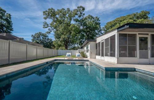 Contemporary Oaks | Heated Pool + Screened Lanai - Foto 39