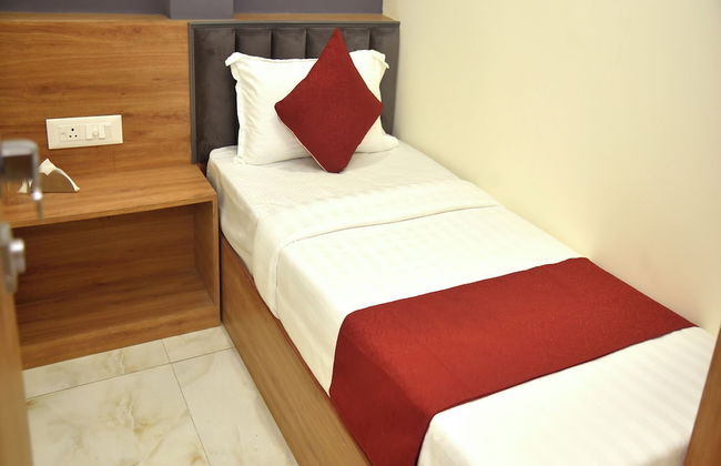 Vogue Cabin Stay Near NESCO - Foto 11