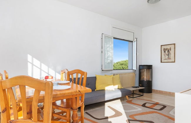 Cozy Villa in Lloret de Mar With Private Pool for 11 pax - Photo 8