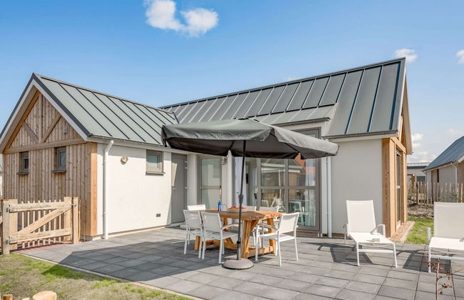 Villa Near Dutch Beach - Photo 18