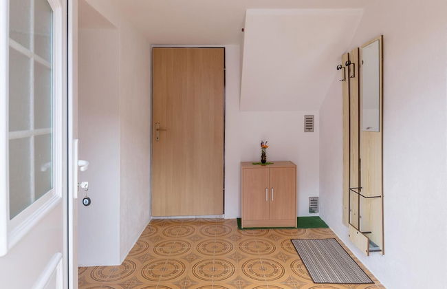 Pool House Mr ek Family Friendly - Photo 16