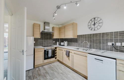 Grantham Stays, 3BR Home, Long Work Stays & Parking - Foto 3