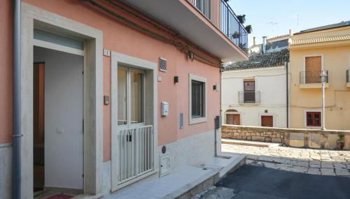 Amazing Apartment In Comiso - Foto 5