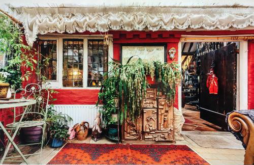 Priory House B&B And The Oriental Brewhouse Self Catering Accommodation - Foto 18