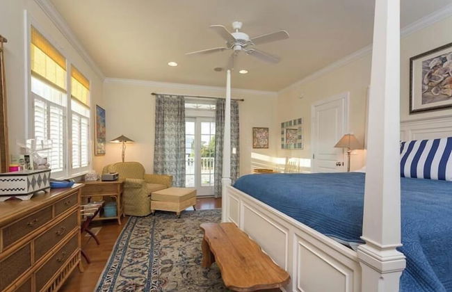 Read Avenue 116 - Photo 2