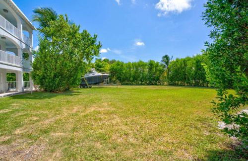 Oceanside Manor- Expansive Waterfront Pool Home, 30' Dock - Foto 53