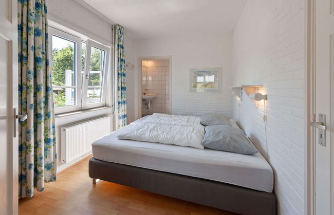 Beautiful Dune Villa With Thatched Roof on Ameland, 800 Meters From the Beach - Foto 29