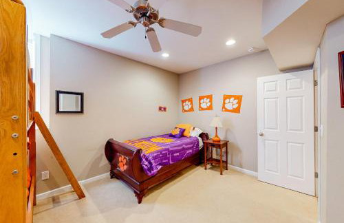 Boat Dock Lake-View Retreat 5 Mi to Dtwn Clemson - Foto 20