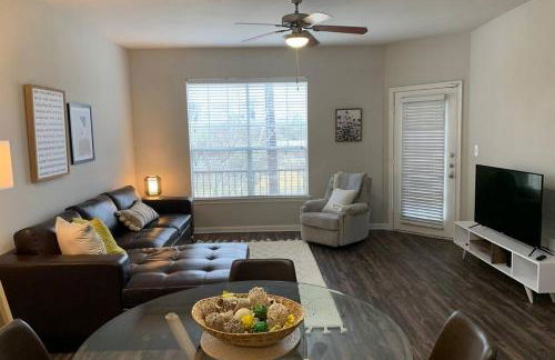Newly Furnished 1BR Apartment w/ Hermann Park View - Foto 18