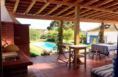 Cottage with Pool,Gourmet BBQ,Wood Oven&Games Barn - Foto 18