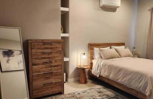 Spacious 1 Bed ADU in Encino, Home Away from Home - Foto 13