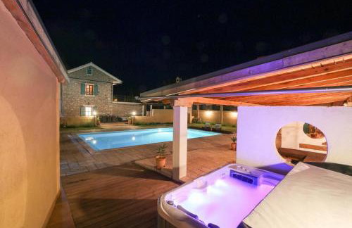Luxury villa with a swimming pool Gornje Rastane, Biograd - 17837 - Foto 8