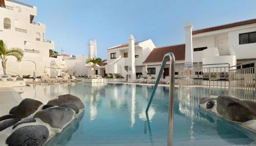 Apartment - Sleeps 4 - Jacuzzi - Terrace - Pool - Foto 2
