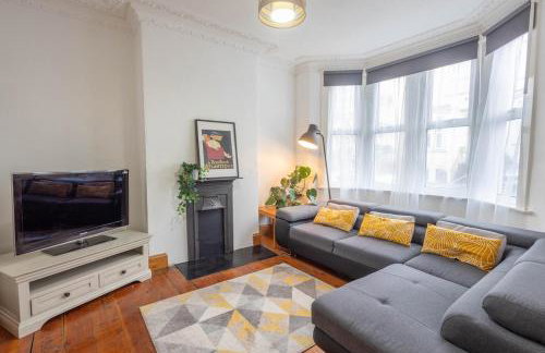 Large House, Garden, 3 Bedrooms - Foto 1