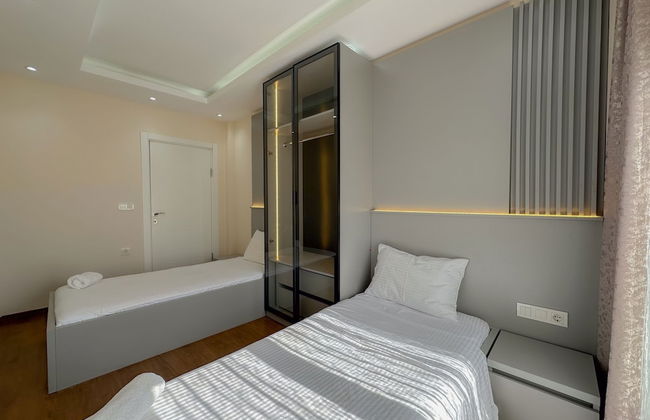 Flower City Suites - Photo 15