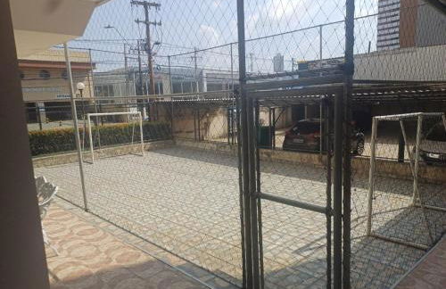 1 suíte cama king, 2 quartos com camas casal, 1 garagem, próx Basílica - Photo 23