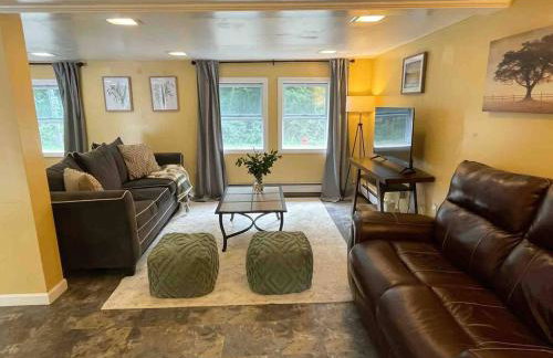 Nothing Fancy Older Pet Friendly Home near I 95 - Foto 10