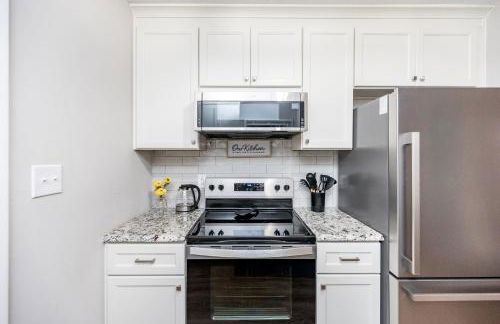 Hot Tub Fire Pit 4BR Oasis - Foto 3