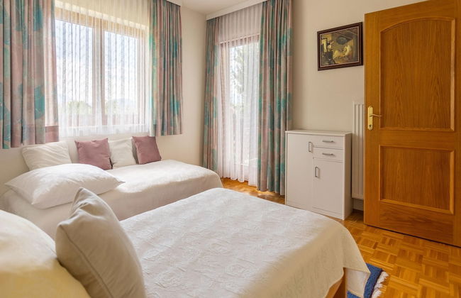 Apartment in Seeboden by Lake Millstatt - Photo 4