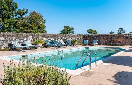 Tamar Castle - Photo 2