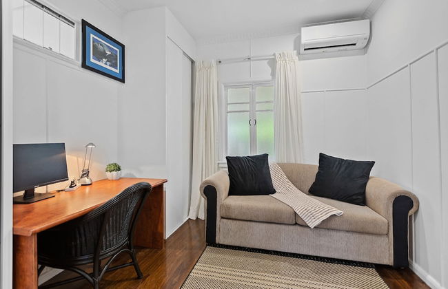 Crystal Cottage Cairns - Photo 34