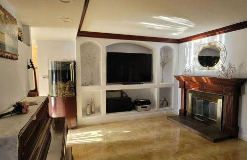 Luxstay in Huntington Beach - Photo 45