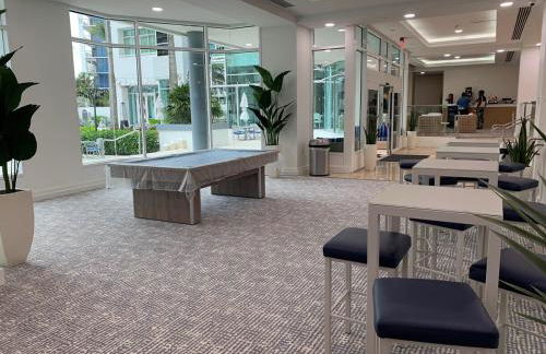 Ocean Breeze Condo - Intracostal and Ocean views at GalleryOne - Foto 25