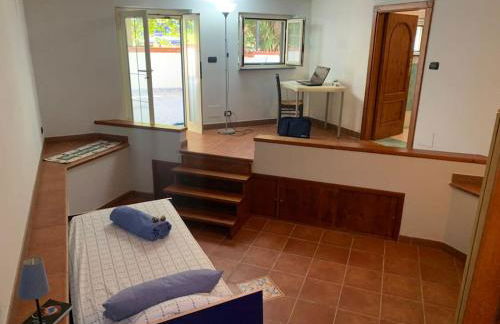 Villa Delfino Blu con accesso diretto al mare dalla scogliera e privacy impagabile. - Foto 13