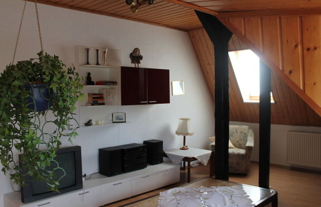 Schone Zweizimmer-ferienwohnung mit Pool im Garten - Foto 10