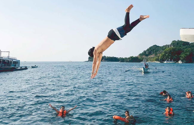 Boracay Sunset Boat Party - Photo 4