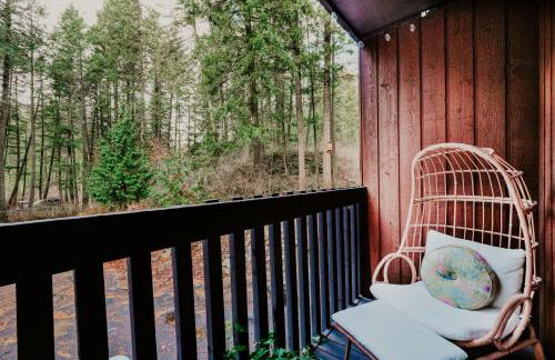 Cozy 2BR Condo Walk to Lake, Saltwater Pool and Golf - Foto 25