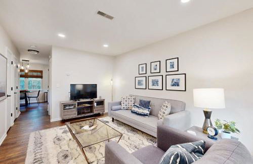 Hunter's Terrace - Photo 2